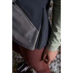 Maloja AlpendohleM. Jas Met Capuchon Dames - Squirrel 8451 -Maloja maloja alpendohlem 1086078