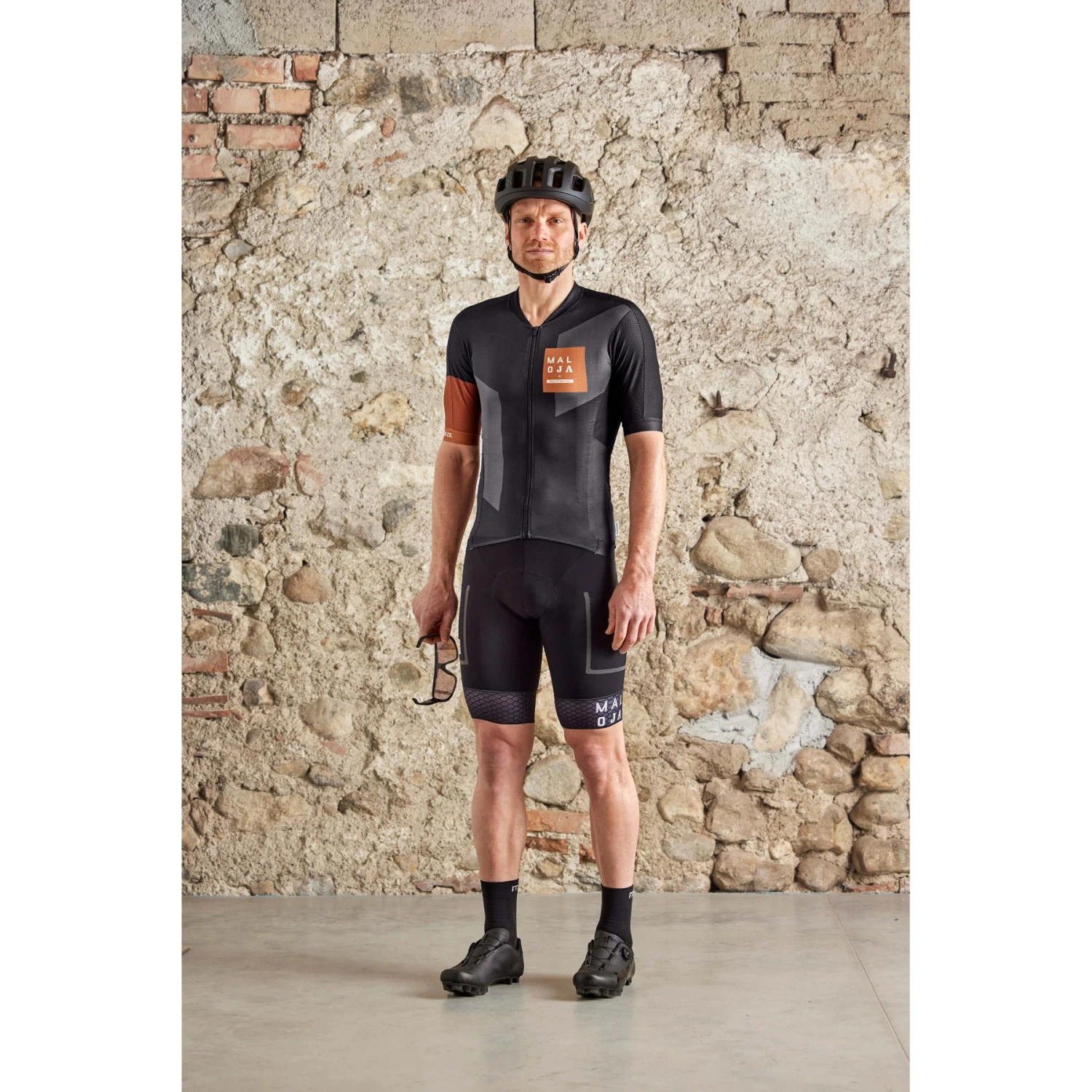 Maloja PaulM. Gravel Fietsshorts Met Bretels - Midnight 8581 3 Maloja PaulM. Gravel Fietsshorts Met Bretels - Midnight 8581 - Afbeelding 3