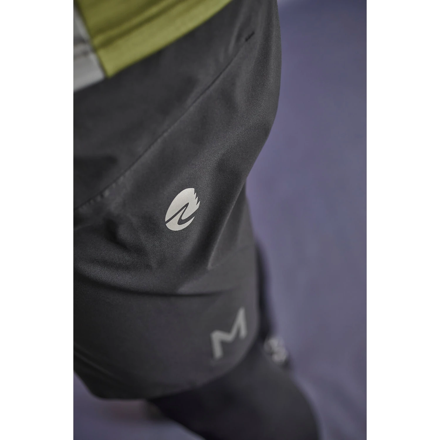 Maloja RunggM. Adventure Softshell Short - Midnight 8581 4 Maloja RunggM. Adventure Softshell Short - Midnight 8581 - Afbeelding 4